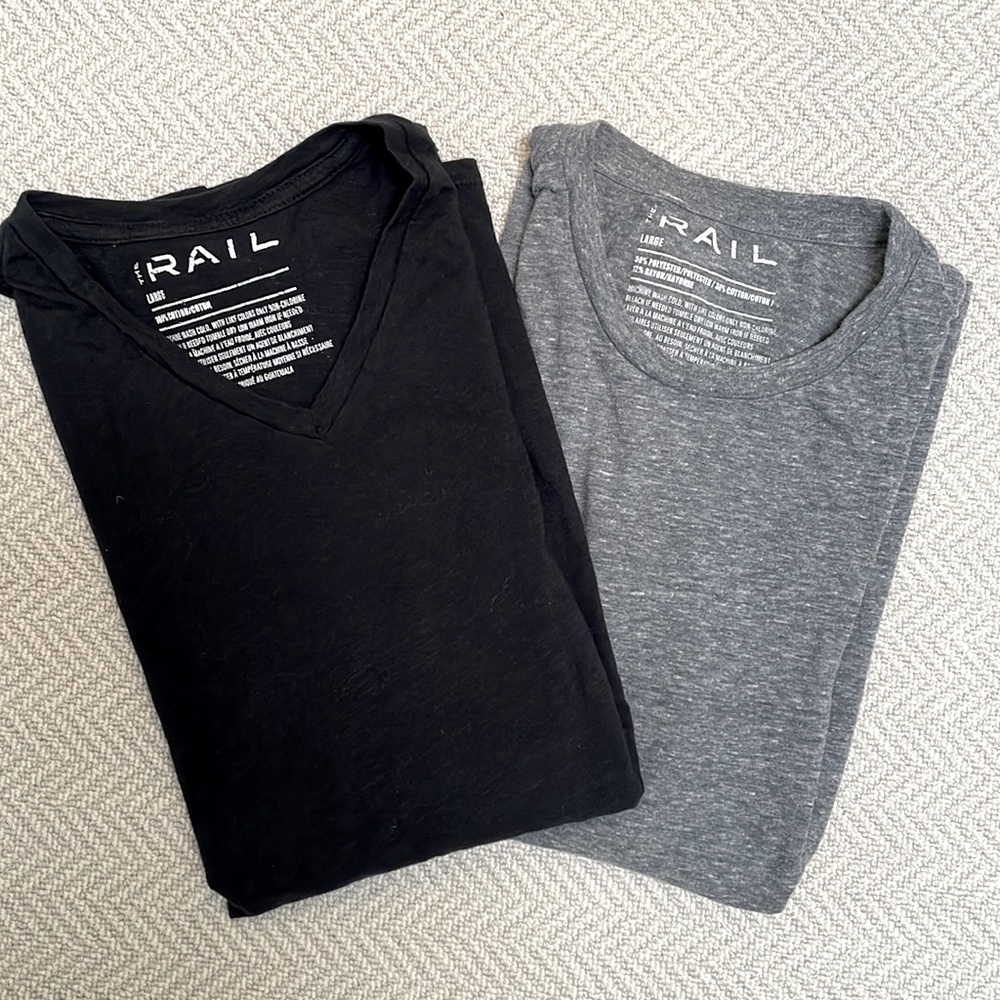 THE RAIL - Bundle of 2 T-Shirts - Black v-neck and Grey crew-neck
